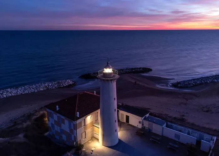 Spacious Flat Perfect For Enjoying Your Vacations 아파트 *